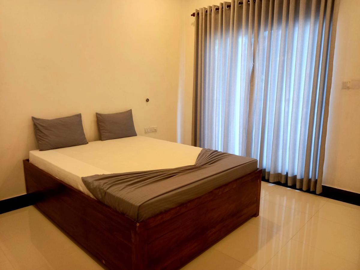 Hotel krish Kalkudah  Exterior foto