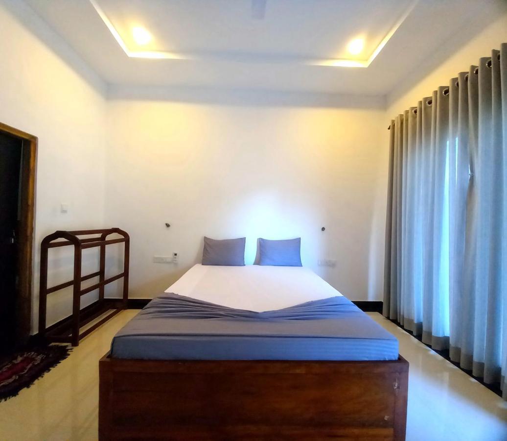 Hotel krish Kalkudah  Exterior foto