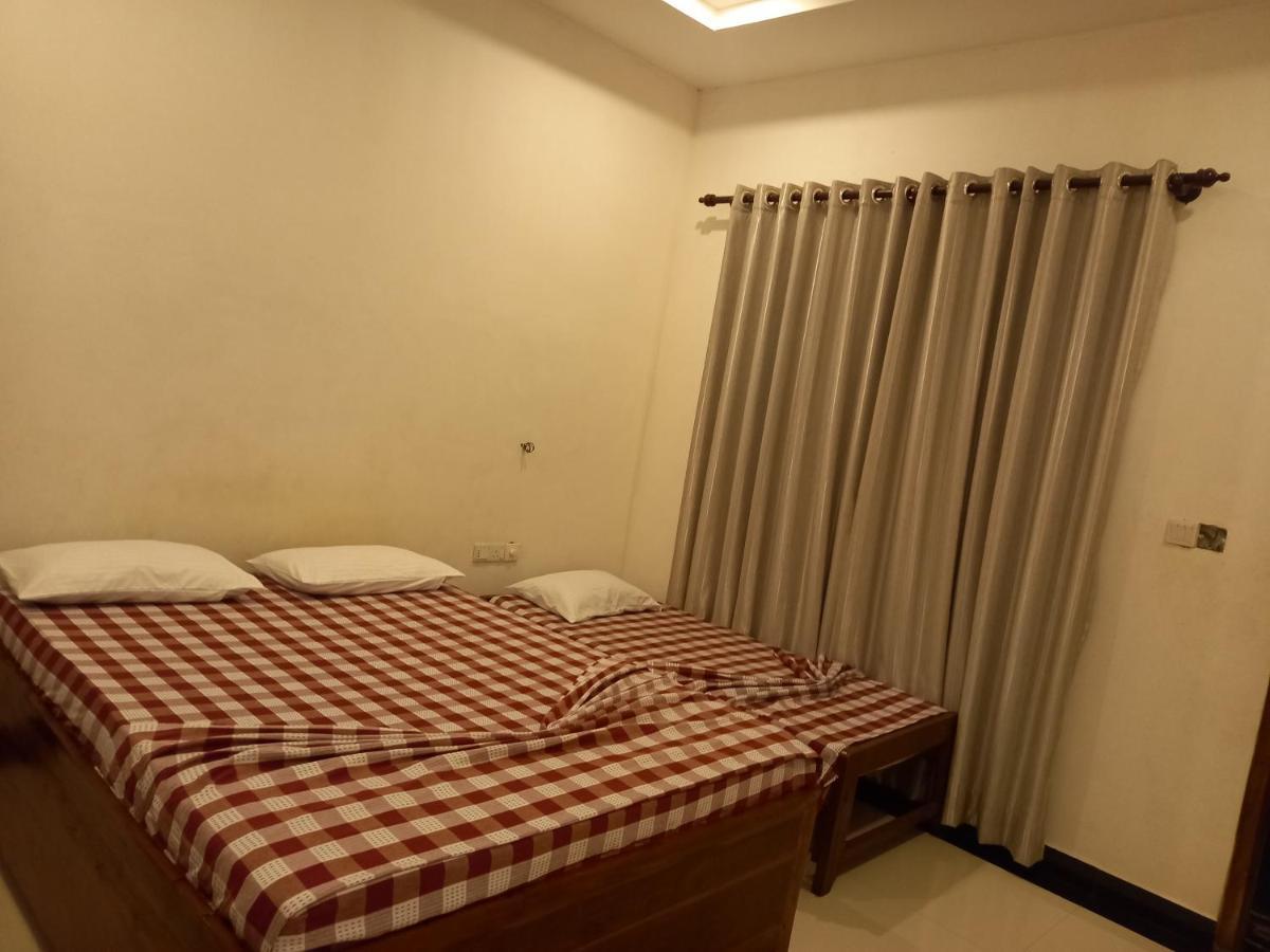 Hotel krish Kalkudah  Exterior foto